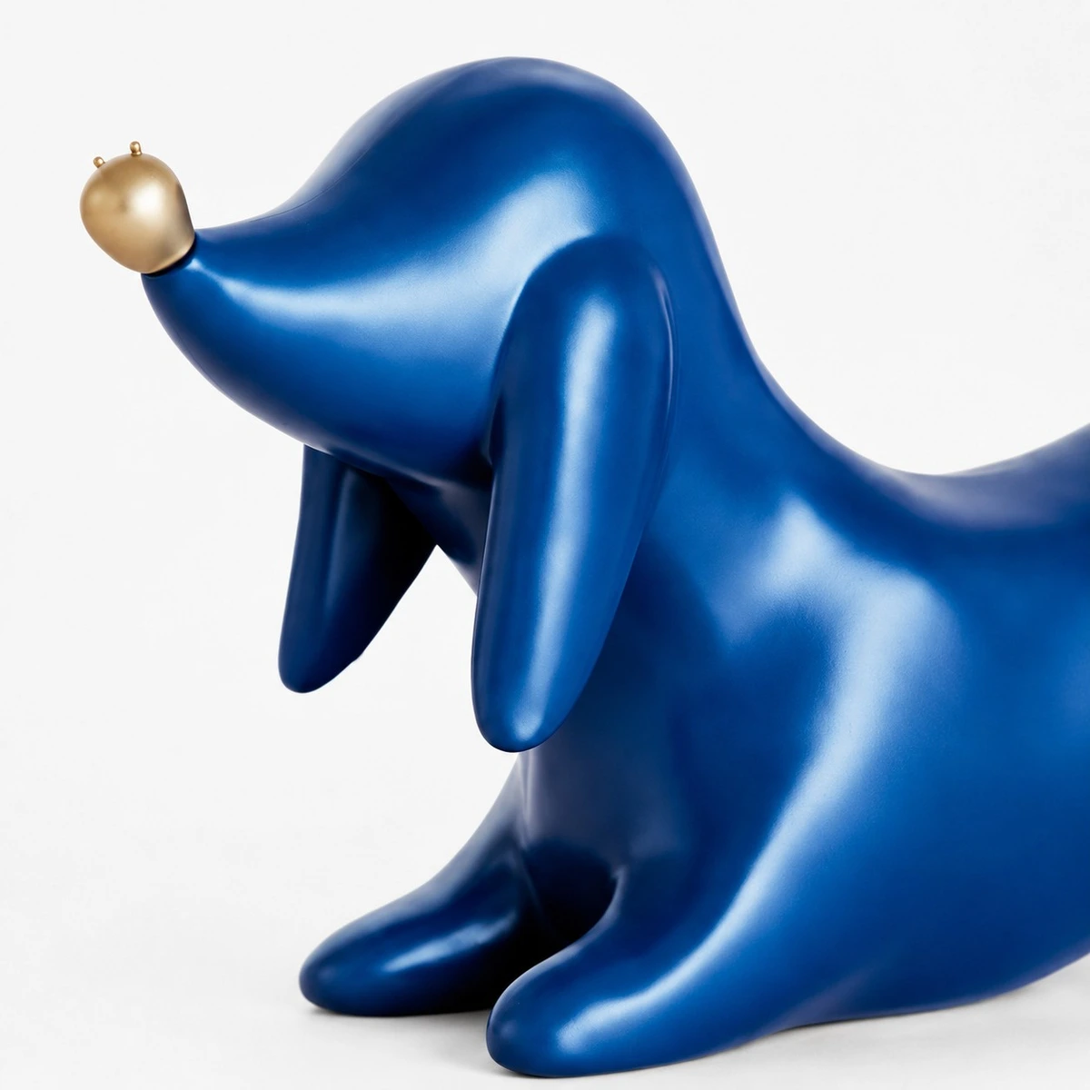 Close-up of smooth resin body finish